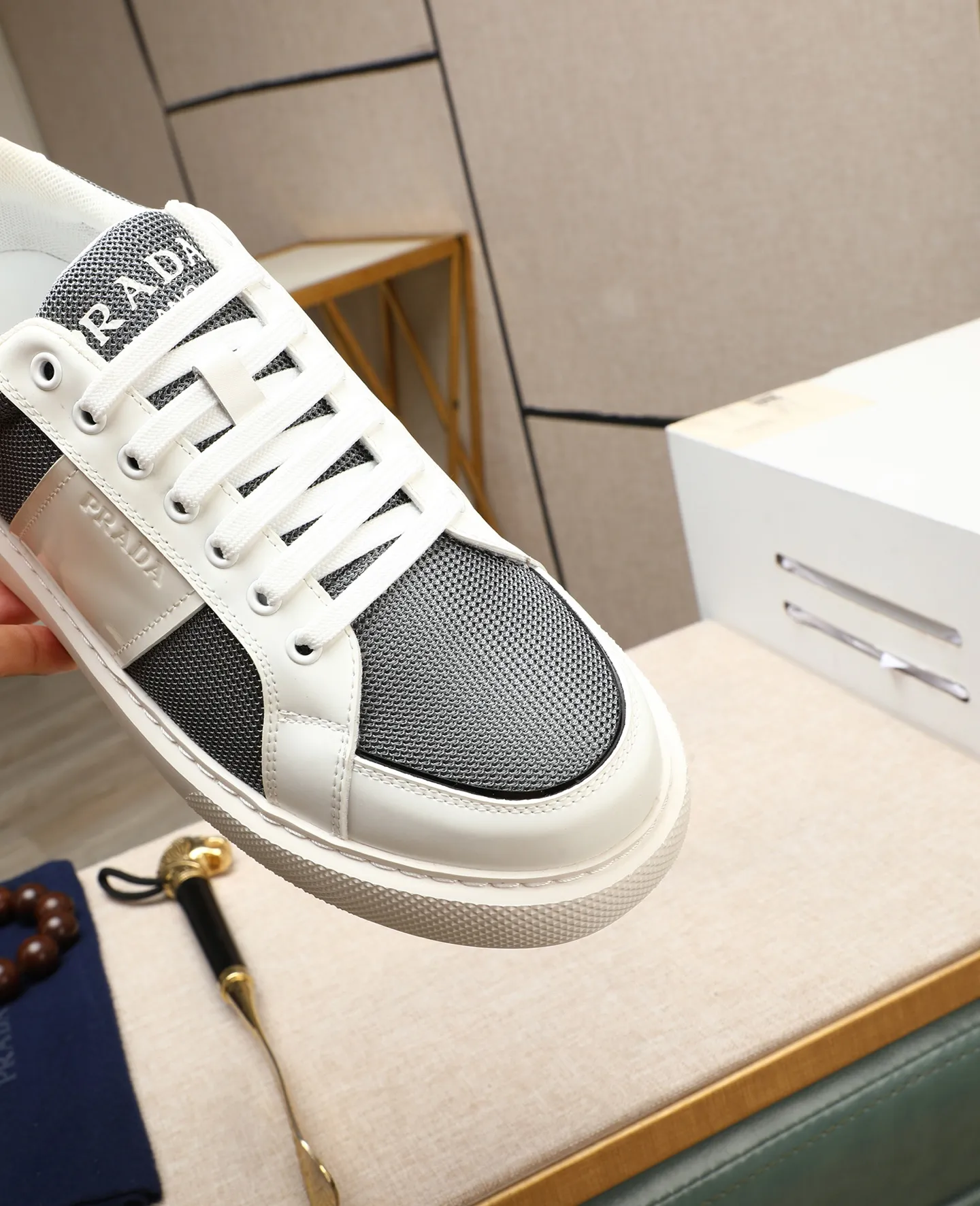 Men's shoes 💰580 [PRADA] Prada - High-end quality original order - Upper: 🔝 silk calfskin, brand canvas cloth, brand metal fasteners - Lining: mesh, foot pads; top-grade cowhide - Outsole: ultra-light TPU foam; molded outsole - Ultra-high quality control·Fine workmanship: highlighted (high-end·luxury·grade) -Size: 38-44 (45 can be customized) Wang